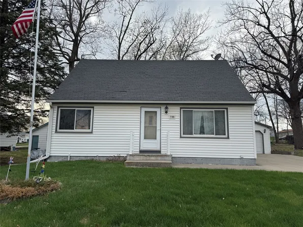709 Center St, Norwalk, IA 50211
