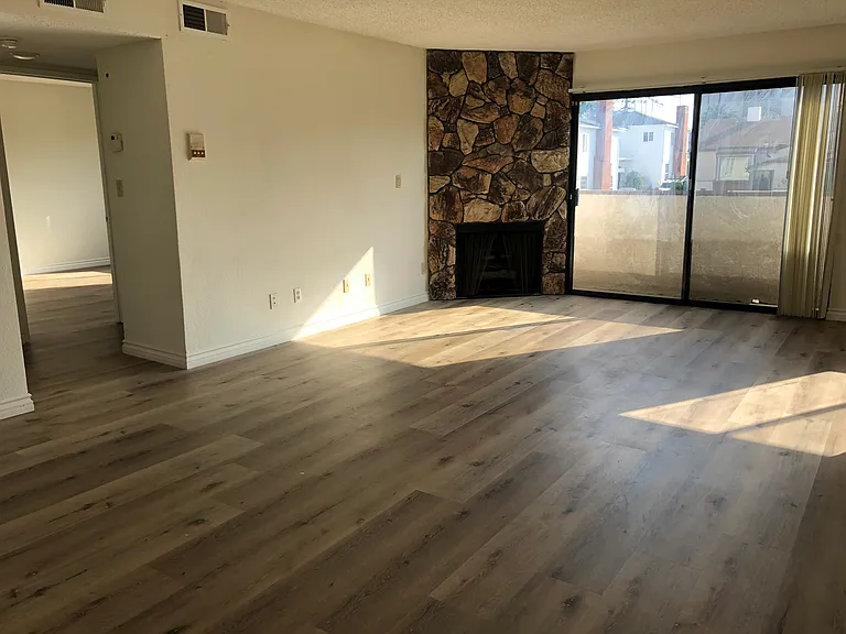 1670 Manning Ave #109 — Photo 1