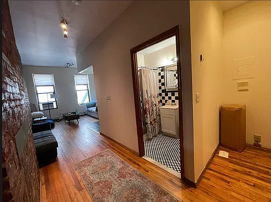 Rented by Best Apartments North Inc | media 17