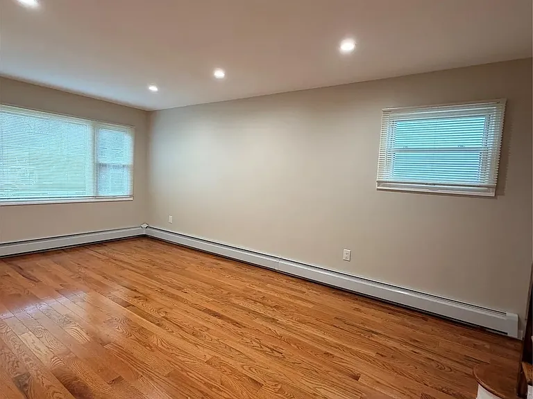 21 W Centennial Ave #1 — Photo 4