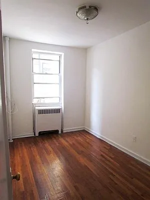 Rented by Mirador Real Estate | media 9