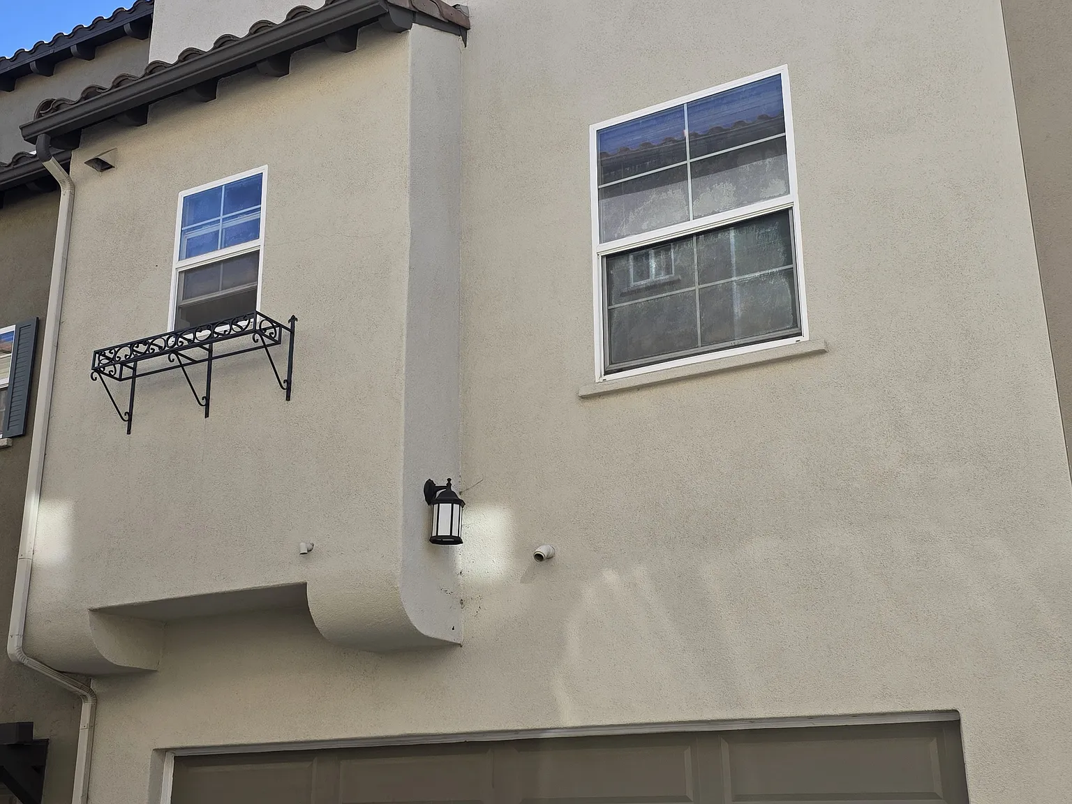 3 bed, 2.5 bath, 1389 sqft, $3,490 — Photo 2