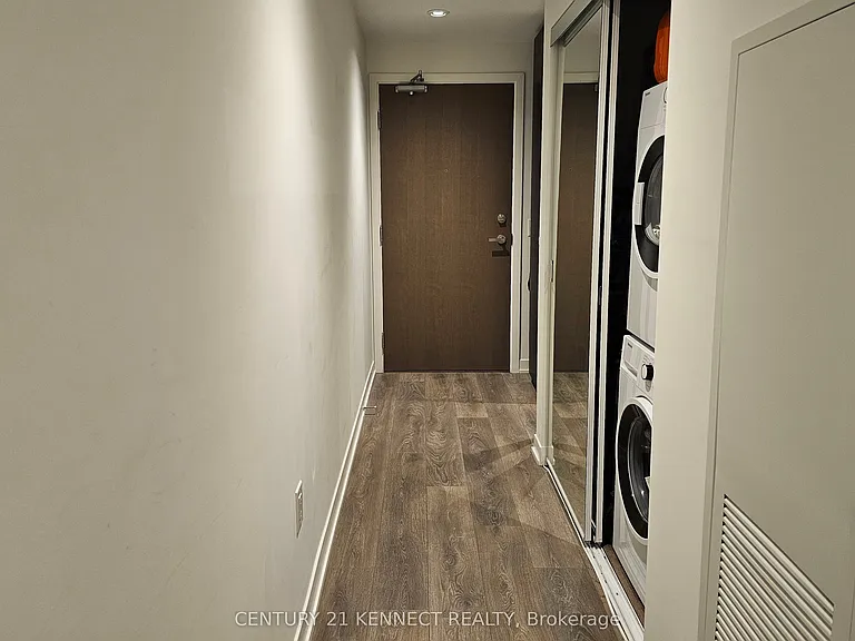 20 Richardson St #1407 — Photo 27