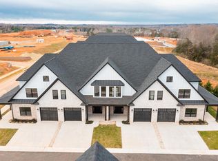 1014 Easton Ct #1, Forest, VA 24551