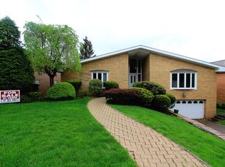 2527 Mount Royal Rd, Pittsburgh, PA 15217