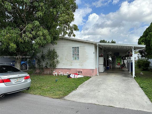 4th image of 19800 SW 180th Ave Lot 52