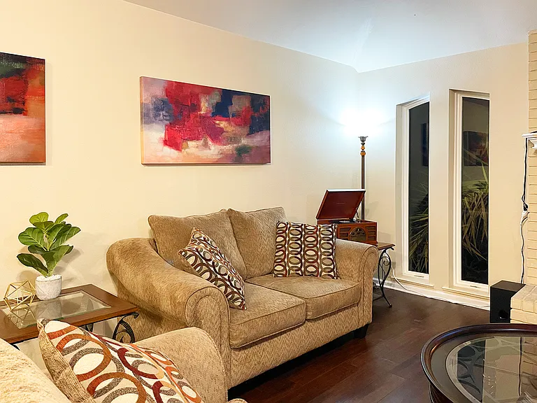2205 Red Oak Ln — Photo 42