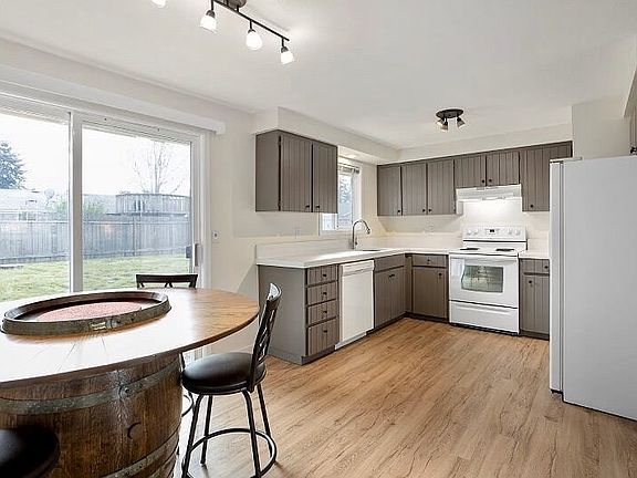 4th image of 7309 NE 143rd Ct