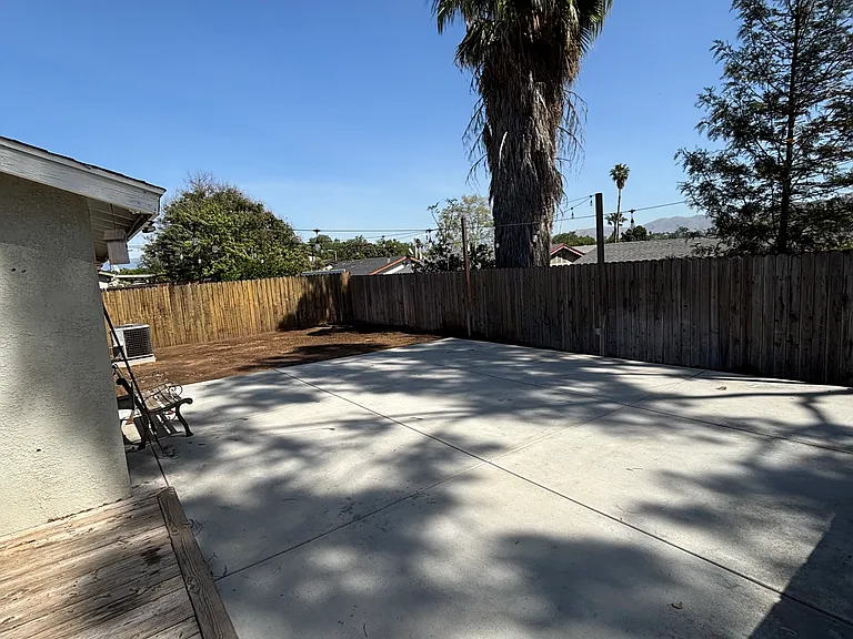 5918 Sky Meadow St — Photo 20