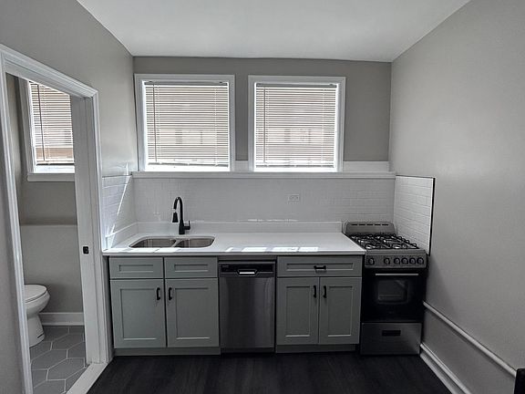 5th image of 237 E Highland St APT 111