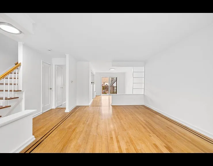 2534 Wilson Ave #1 — Photo 4