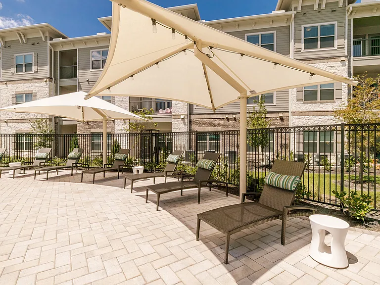 Cue Luxury Apartments — Photo 35