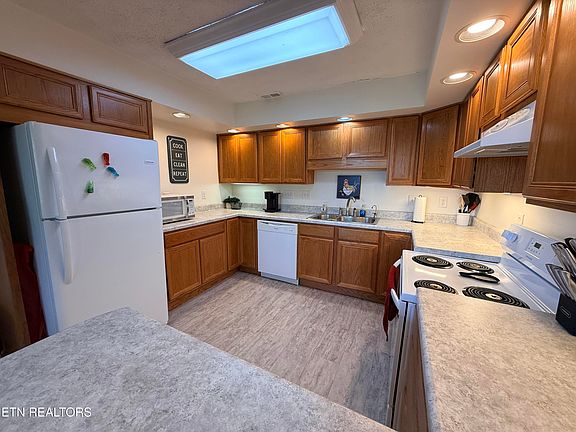5th image of 4017 Freemason St