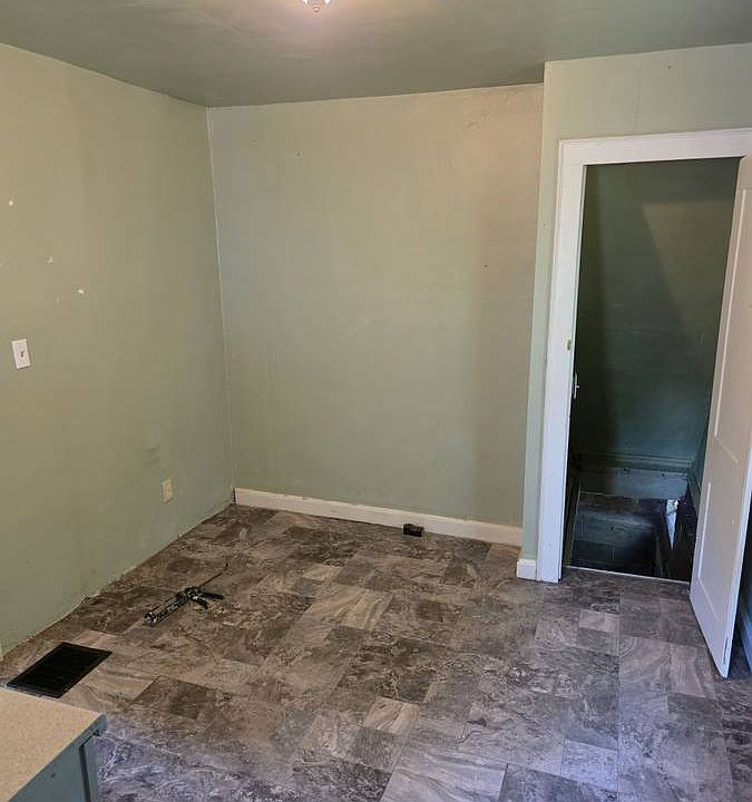 1st image of 144 W Clark St