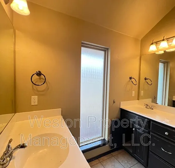 19136 Cottonwood Ct — Photo 7
