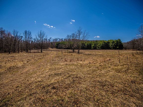 3rd image of Lowes Creek Rd