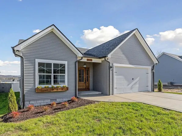 1633 Links Dr, Cookeville, TN 38506