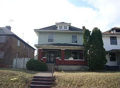 1st image of 1710 W Grand Ave