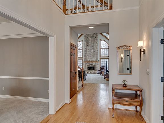 4th image of 931 Millbrook Dr