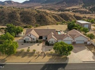 34816 Caprock Rd, Agua Dulce, CA 91390