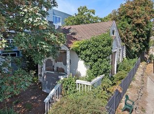 758B N 72nd St, Seattle, WA 98103