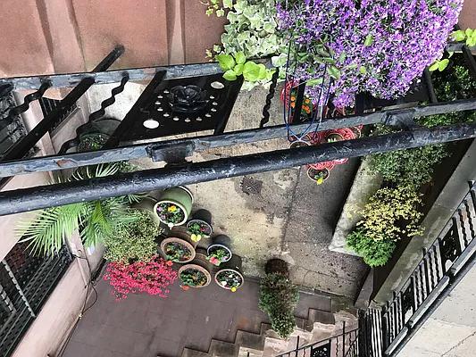 Sold by Compass | media 11