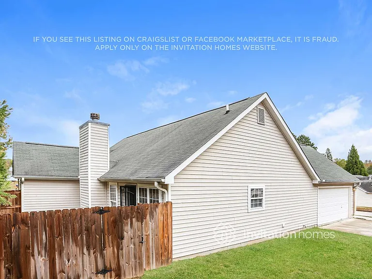 4890 Larkspur Ln — Photo 16