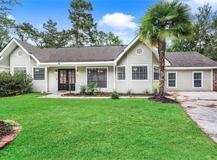 307 Cedarwood St, Mandeville, LA 70448