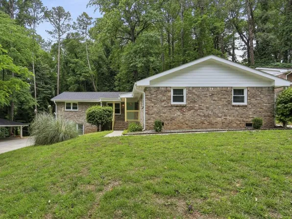 2889 White Oak Dr, Decatur, GA 30032