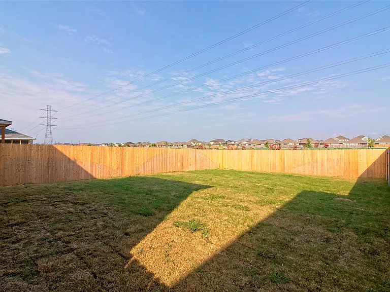 6501 Wolf Pack Dr — Photo 23