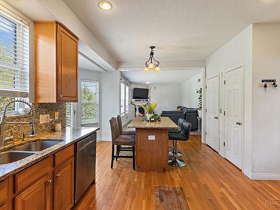 5th image of 11850 Winston Ln