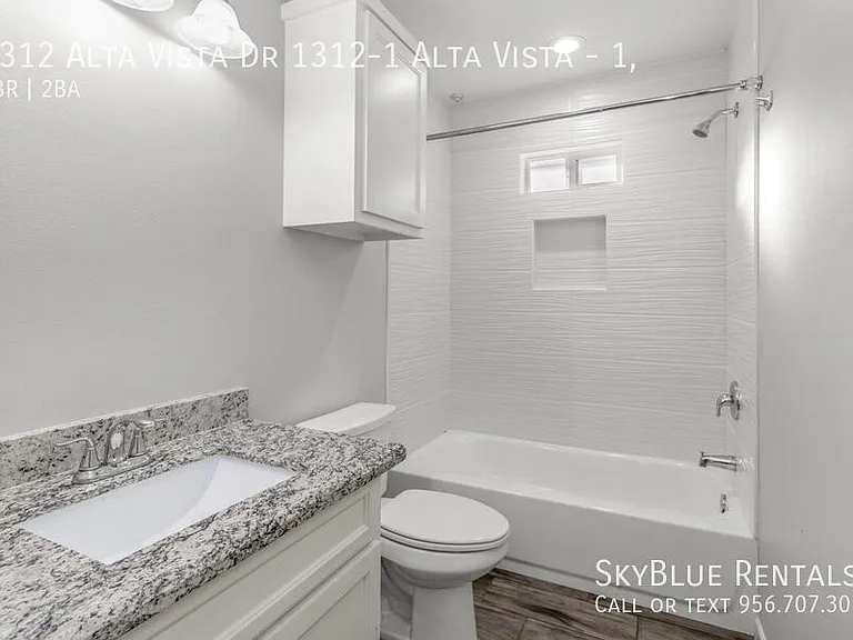 1312 Alta Vista Dr #1 — Photo 6