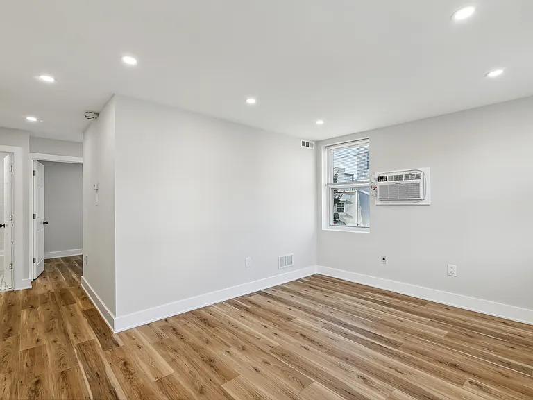 2602 E Lehigh Ave #2 — Photo 11