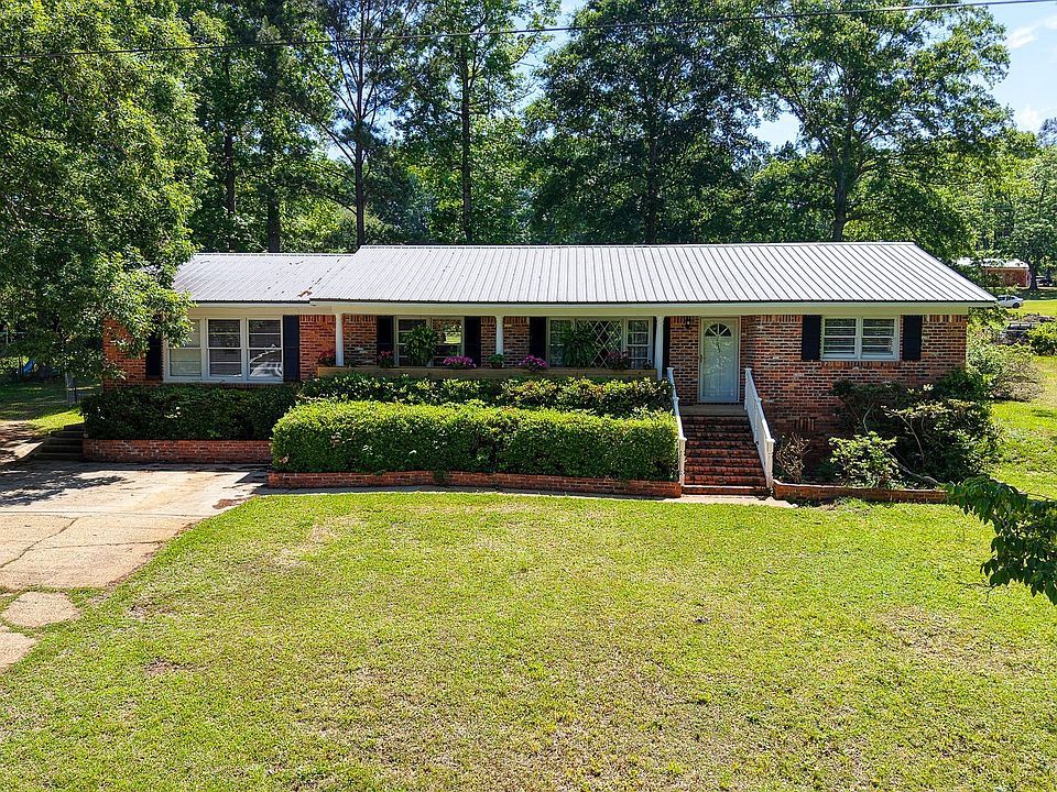 1st image of 1031 Scott Dr