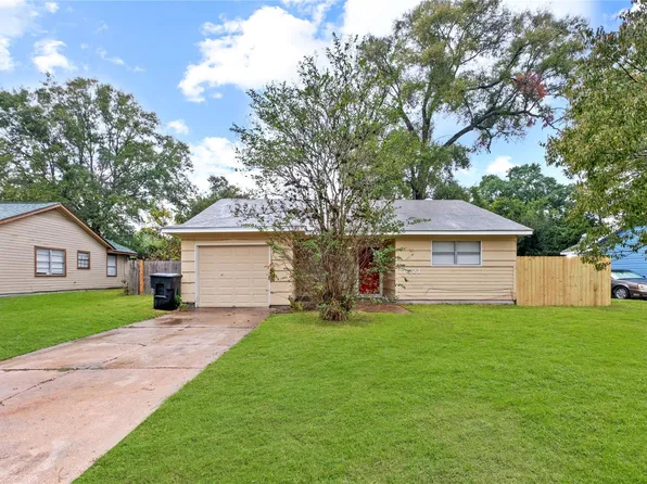 7421 Claiborne St, Houston, TX 77016