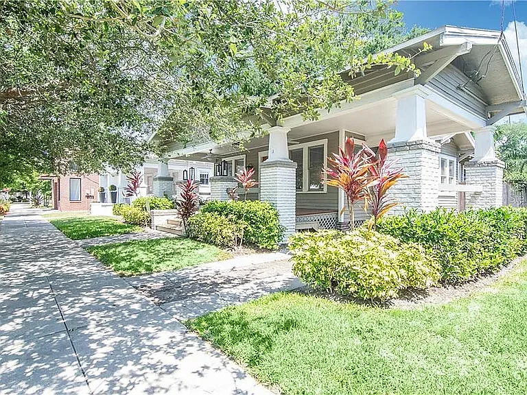 2117 Watrous Ave — Photo 23
