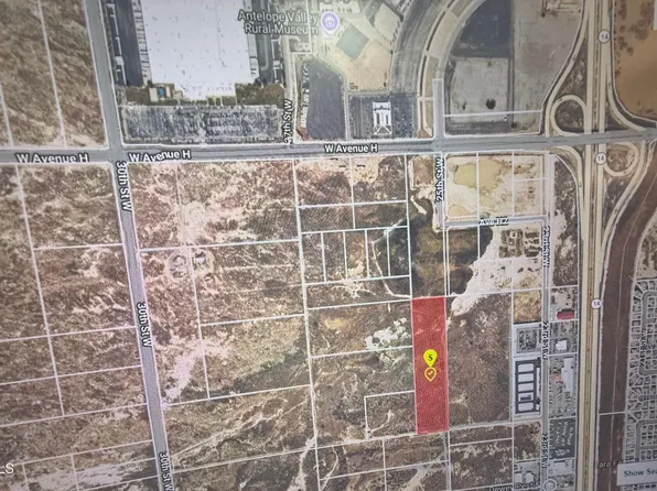 W Vic Ave #H8, Lancaster, CA 93535