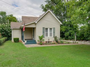 218 E Park St, Guthrie, KY 42234