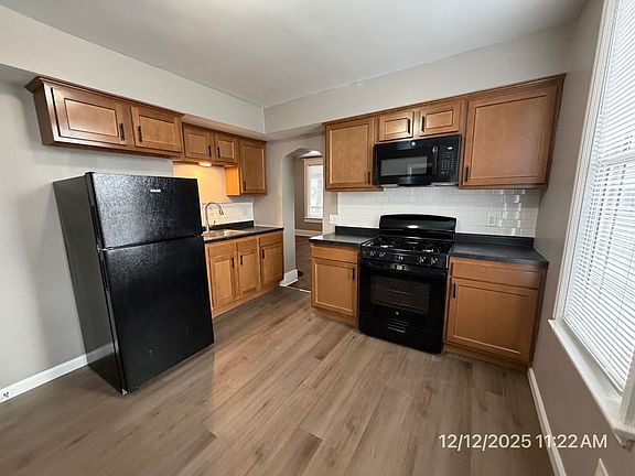 4th image of 2516 Bowser Ave APT 1