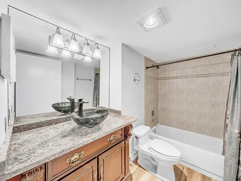 17 Royal Palm Way #3010 — Photo 19