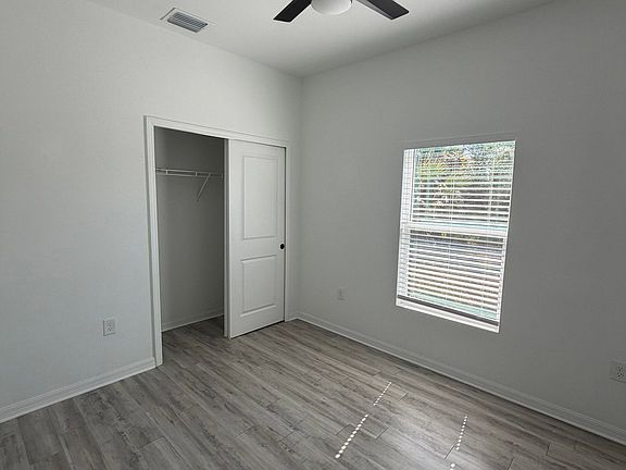 3rd image of 1145 Edgerton Ave