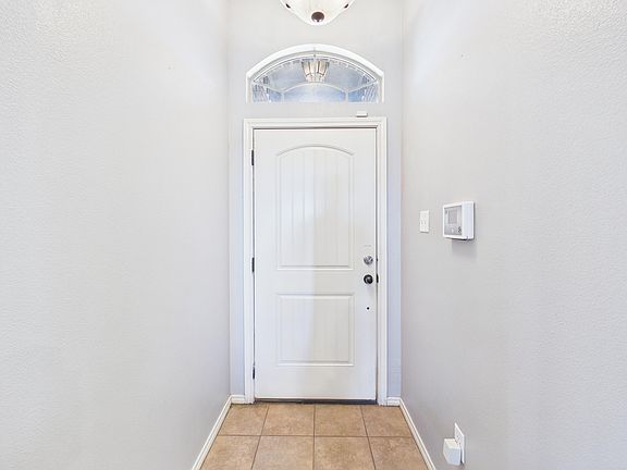 5th image of 211 Dowden Rd