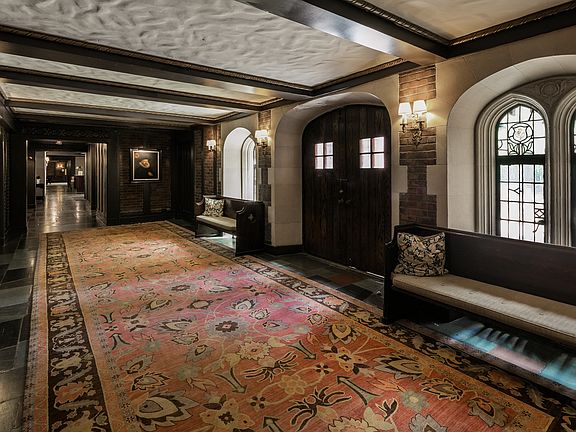 5th image of 333 E 43rd St APT 303