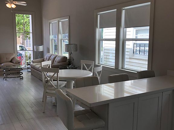 4th image of 7529 Freret St