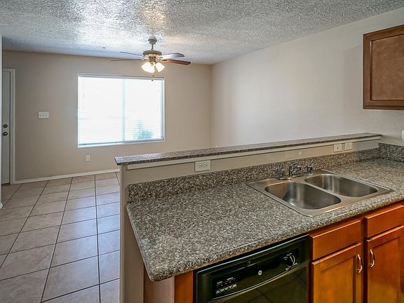 4th image of 248 Lucas Ln APT F