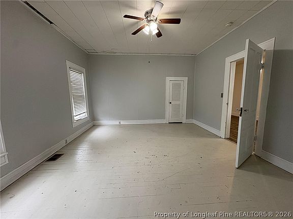 3rd image of 3174 Lindsay Rd