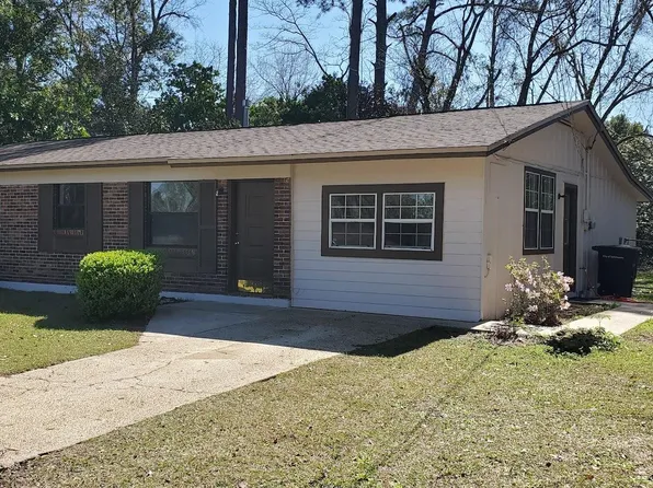 2313 Yorkshire Dr, Tallahassee, FL 32304