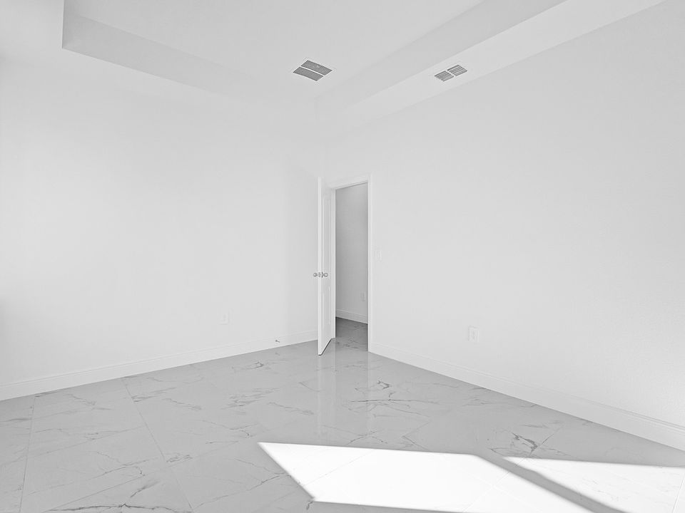 1st image of 322 New York Ave