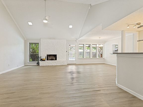 4th image of 3305 Wayland Dr