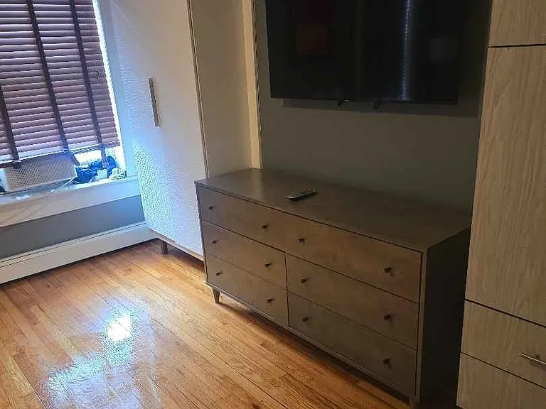 601 Jersey Ave #3 — Photo 5